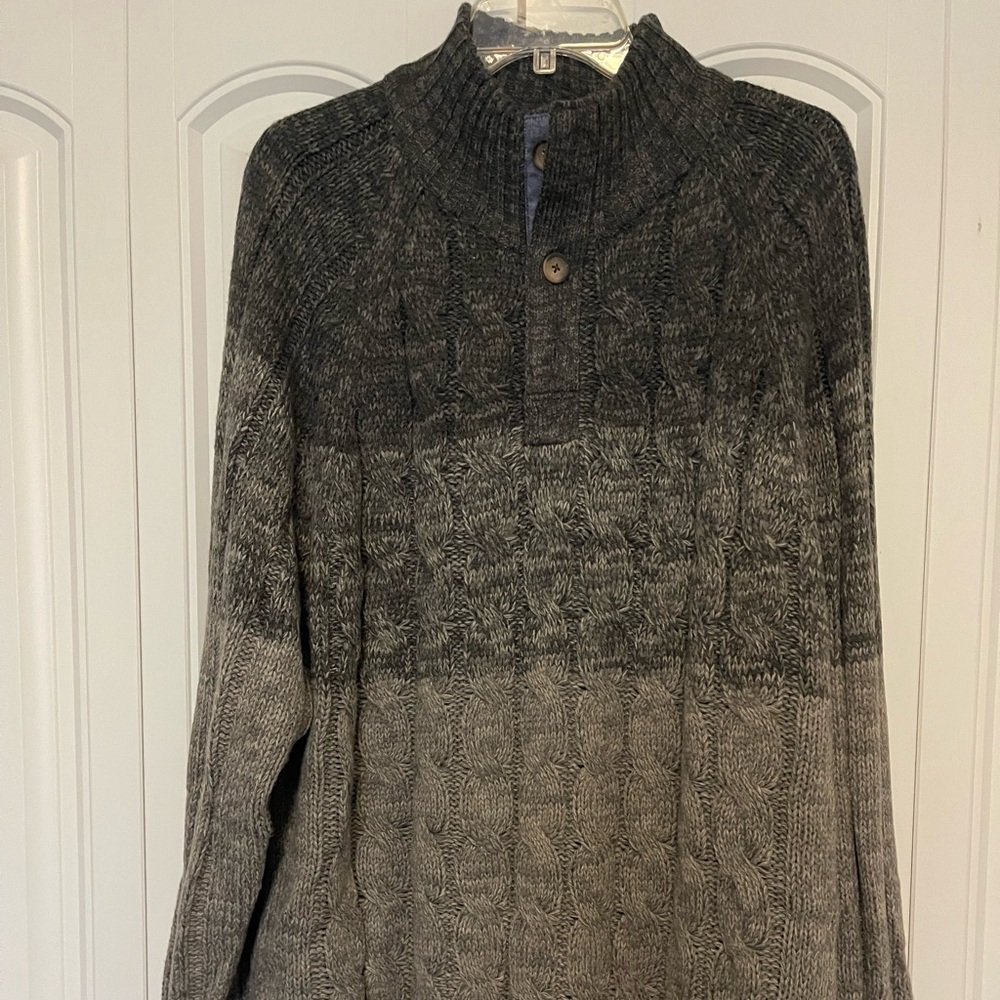 Men's Gray Cable Knit Sweater size 2XL